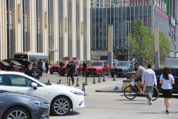 赤峰星維造型門(mén)店電話多少號(hào)-第1張圖片