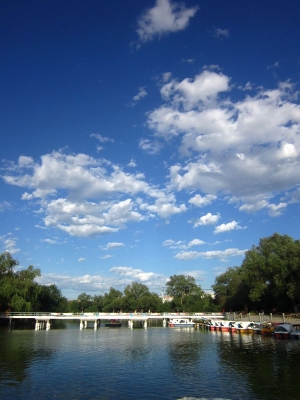赤峰市藍天商廈電話號碼查詢-第1張圖片