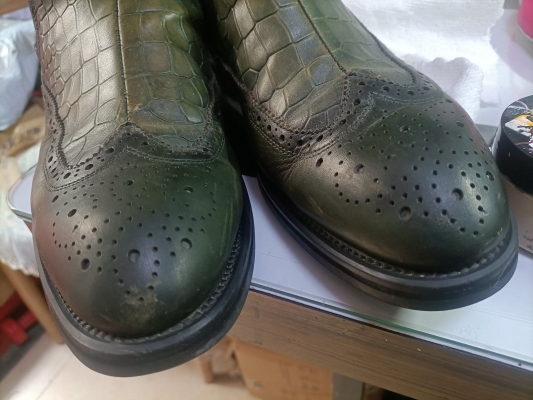 赤峰皮包修復(fù)店電話多少號-第1張圖片