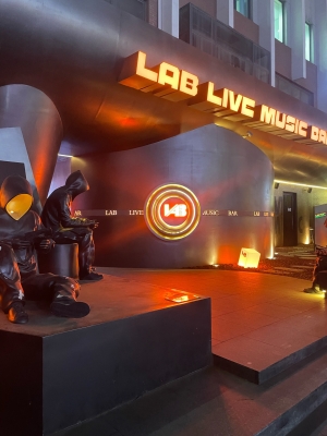 赤峰酷派酒吧電話號(hào)碼查詢地址-第1張圖片