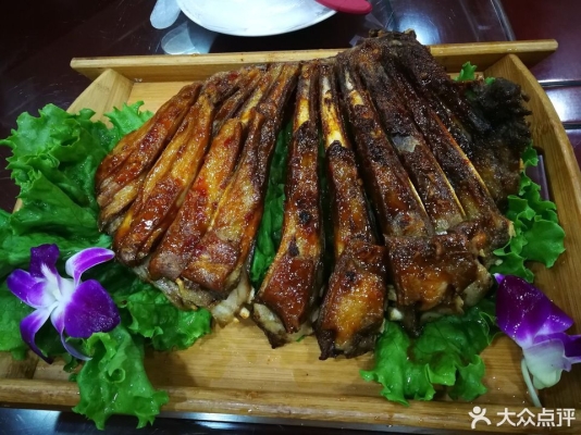 赤峰蒙餐接待中心電話號(hào)碼查詢-第1張圖片