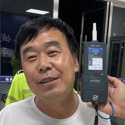 赤峰市送酒司機招聘電話號碼-第1張圖片