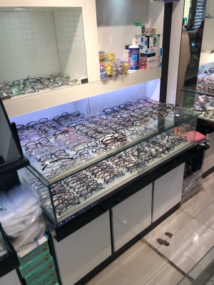 赤峰阿偉眼影專(zhuān)賣(mài)店電話(huà)號(hào)碼-第1張圖片