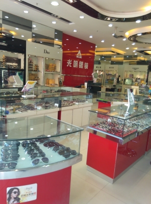 赤峰豪車步行街地址電話號(hào)碼-第1張圖片