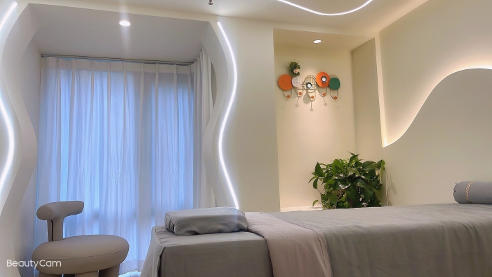 赤峰麗之美容院地址電話號碼-第1張圖片