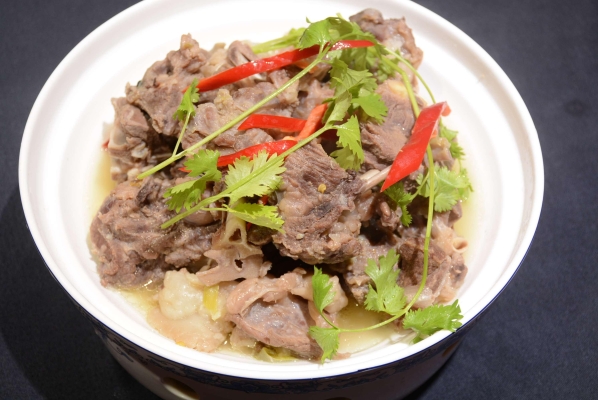 赤峰新城區(qū)小舍訂餐電話號(hào)碼-第1張圖片