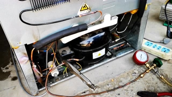 赤峰松山區(qū)冰箱修理電話號(hào)碼-第1張圖片