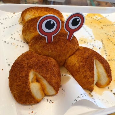 赤峰天鵝蛋糕店電話號碼-第1張圖片