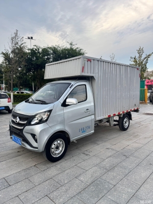 赤峰封閉面包車出售電話號碼-第1張圖片