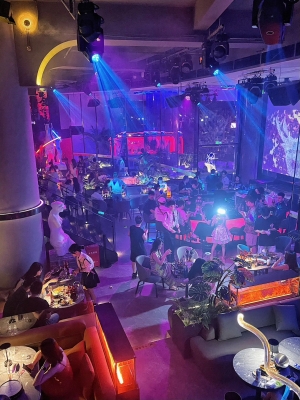 赤峰老頭酒吧電話號碼多少號-第1張圖片