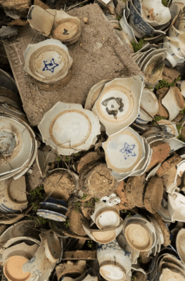 赤峰元寶區(qū)撿瓷片電話號碼-第1張圖片