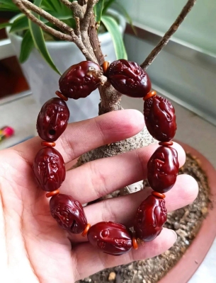 赤峰橄欖核雕刻師傅電話號碼-第1張圖片