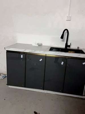 赤峰安裝廚房門師傅電話號碼-第1張圖片