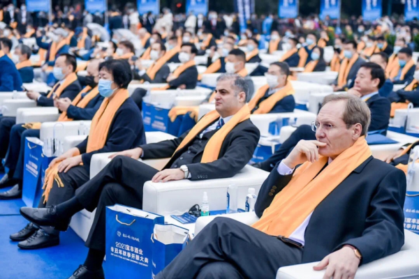 赤峰寶豐酒業(yè)廠長電話號(hào)碼是多少-第1張圖片