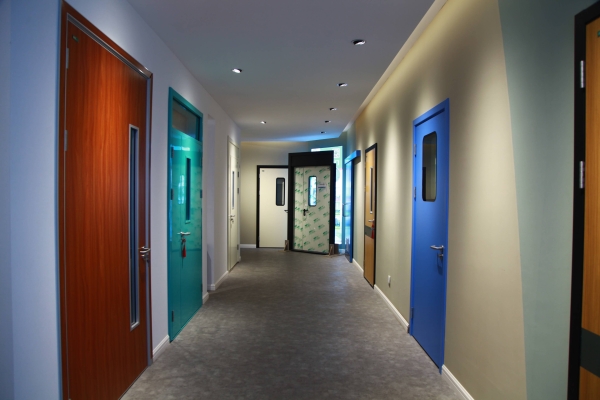 赤峰醫(yī)用門設(shè)計(jì)廠家電話號(hào)碼-第1張圖片