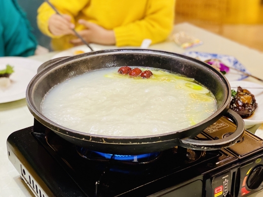 小桃園赤峰店電話號(hào)碼多少-第1張圖片