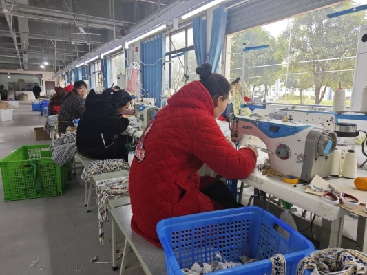 赤峰永星制衣廠電話號(hào)碼-第1張圖片