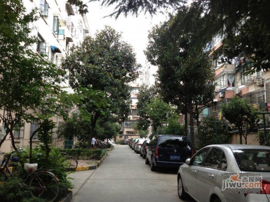 赤峰小區(qū)改造施工隊(duì)電話號碼-第1張圖片