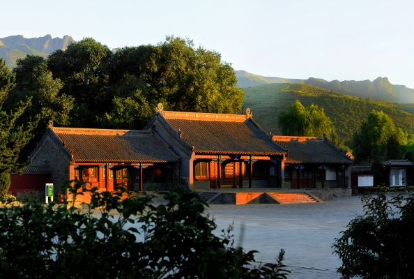 赤峰紅山谷景區(qū)電話(huà)號(hào)碼是多少-第1張圖片