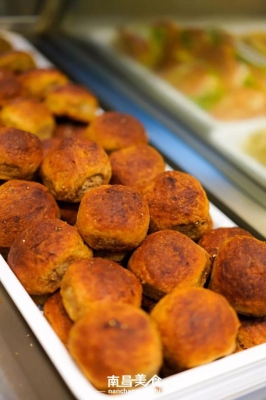 赤峰沙家糕點(diǎn)店地址電話號碼-第1張圖片