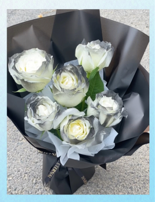 赤峰鮮花黑騎士玫瑰店電話號(hào)碼-第1張圖片