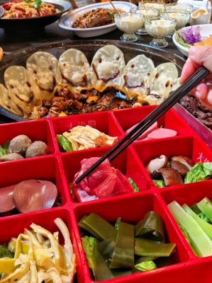 赤峰紅山地鍋雞訂餐電話號(hào)碼-第1張圖片