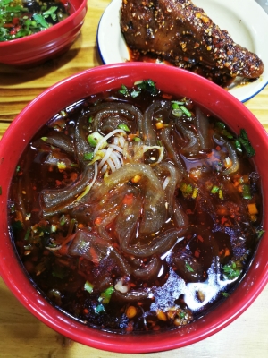 赤峰新華小區(qū)串串香電話號碼-第1張圖片