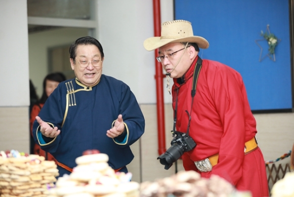 赤峰吉雅舞團招聘電話號碼-第1張圖片