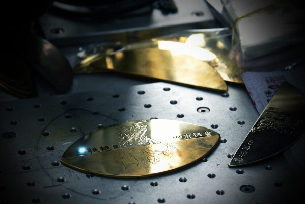 赤峰哪里有激光刻字-第1張圖片