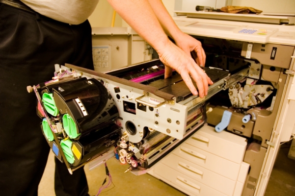 赤峰復(fù)印機(jī)維修招聘電話號(hào)碼-第1張圖片