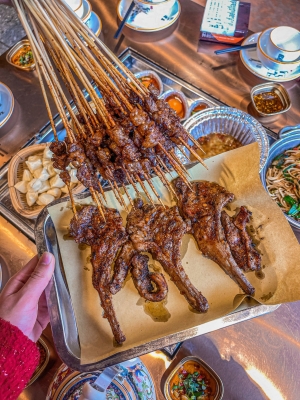 赤峰小牛燒烤電話號(hào)碼多少-第1張圖片