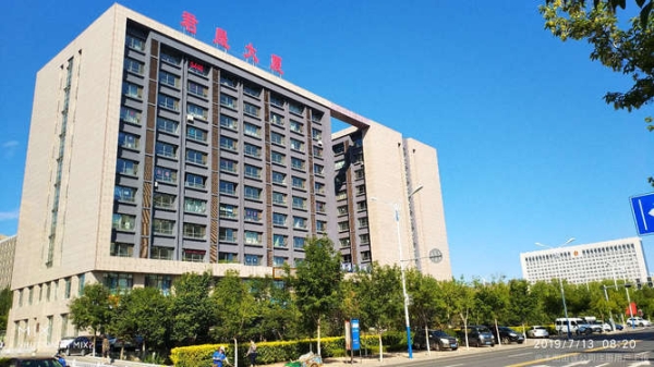 赤峰政府大樓招聘電話是多少號-第1張圖片