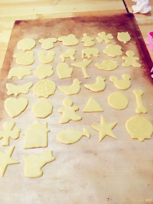 赤峰賣(mài)餅干的電話(huà)號(hào)碼是多少-第1張圖片