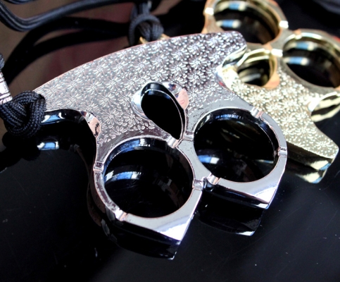 赤峰防身用品專賣店電話號碼-第1張圖片