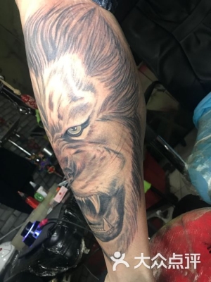 赤峰龍?zhí)眉y身店電話地址查詢-第1張圖片