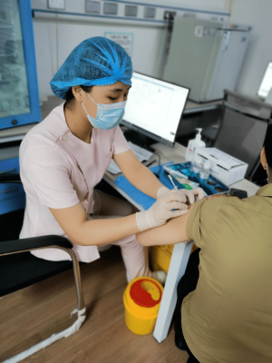 赤峰打疫苗預(yù)約電話(huà)號(hào)碼是多少-第1張圖片