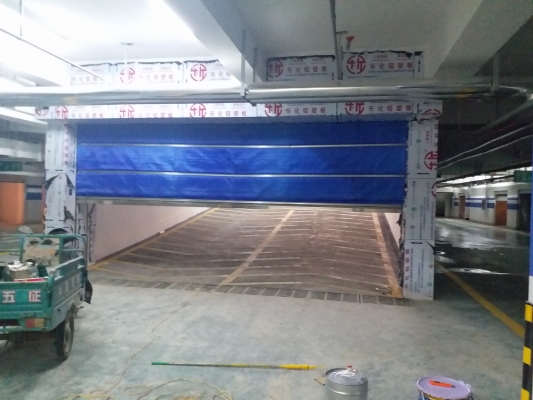 赤峰批發(fā)卷簾門電話號碼-第1張圖片