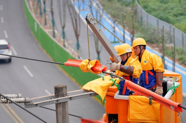赤峰帶電作業(yè)車出租電話號(hào)碼-第1張圖片