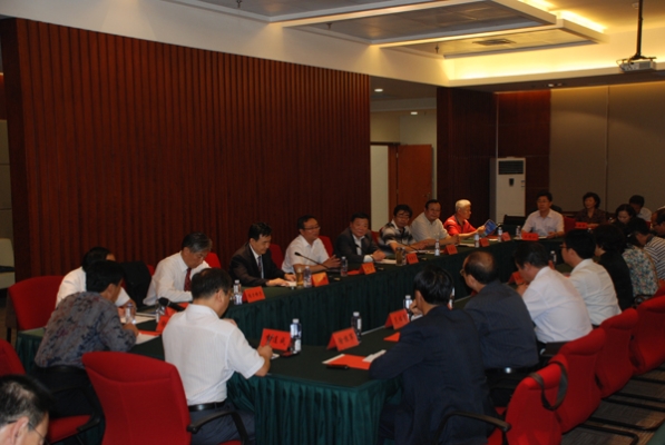 赤峰學(xué)院讀書館電話號(hào)碼是多少-第1張圖片