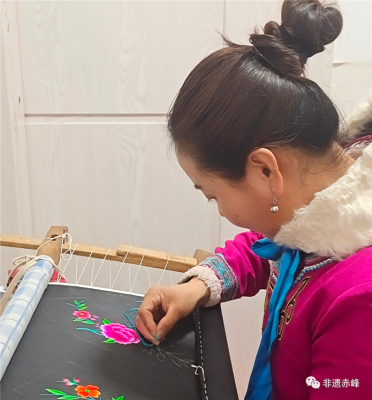 赤峰賣(mài)刺繡的電話號(hào)碼是多少-第1張圖片