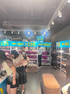 赤峰同城女鞋專賣店電話號碼-第1張圖片