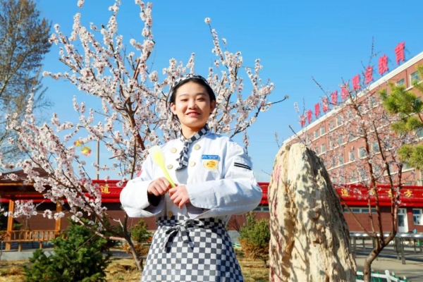 赤峰新東方招工嗎電話是多少-第1張圖片