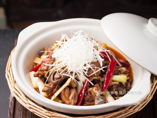 赤峰君品菜館電話多少號-第1張圖片