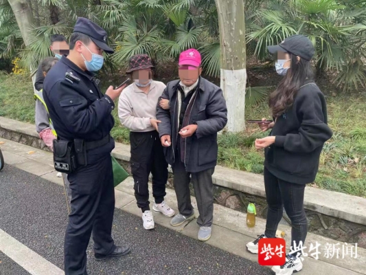 赤峰秦大爺講赤峰話視頻-第1張圖片