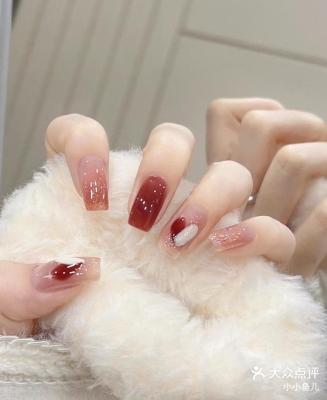 赤峰小魚兒美甲店電話地址查詢-第1張圖片