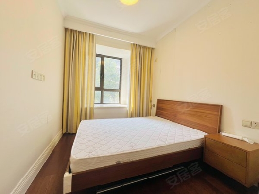 赤峰中天悅府租車位電話號碼-第1張圖片