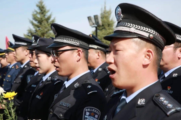 內(nèi)蒙古赤峰招保安電話號(hào)碼-第1張圖片