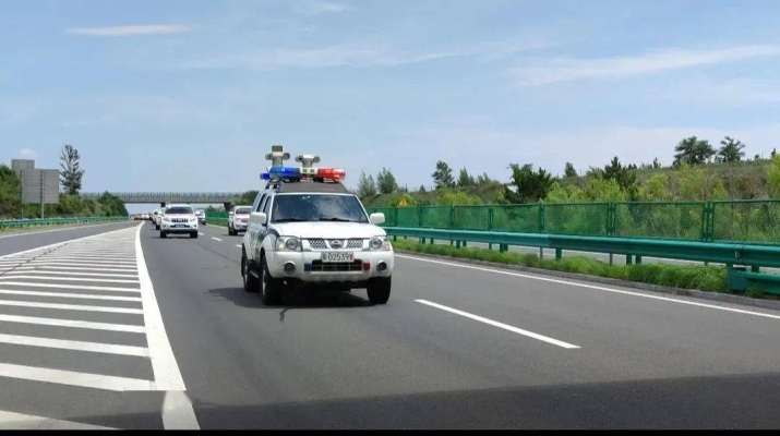 赤峰阿郎車隊(duì)電話號(hào)碼查詢-第1張圖片
