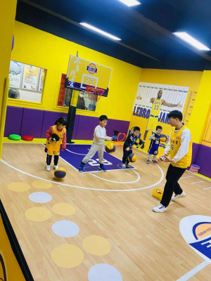 赤峰南鑫少兒運(yùn)動(dòng)館電話號碼-第1張圖片