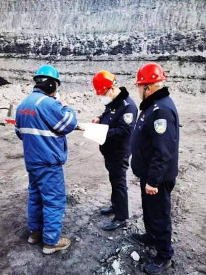 赤峰公安巡邏舉報(bào)電話(huà)查詢(xún)號(hào)碼-第1張圖片